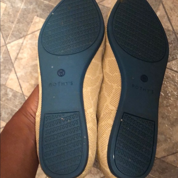 Rothy’s Sahara Gold Points - Picture 5 of 8